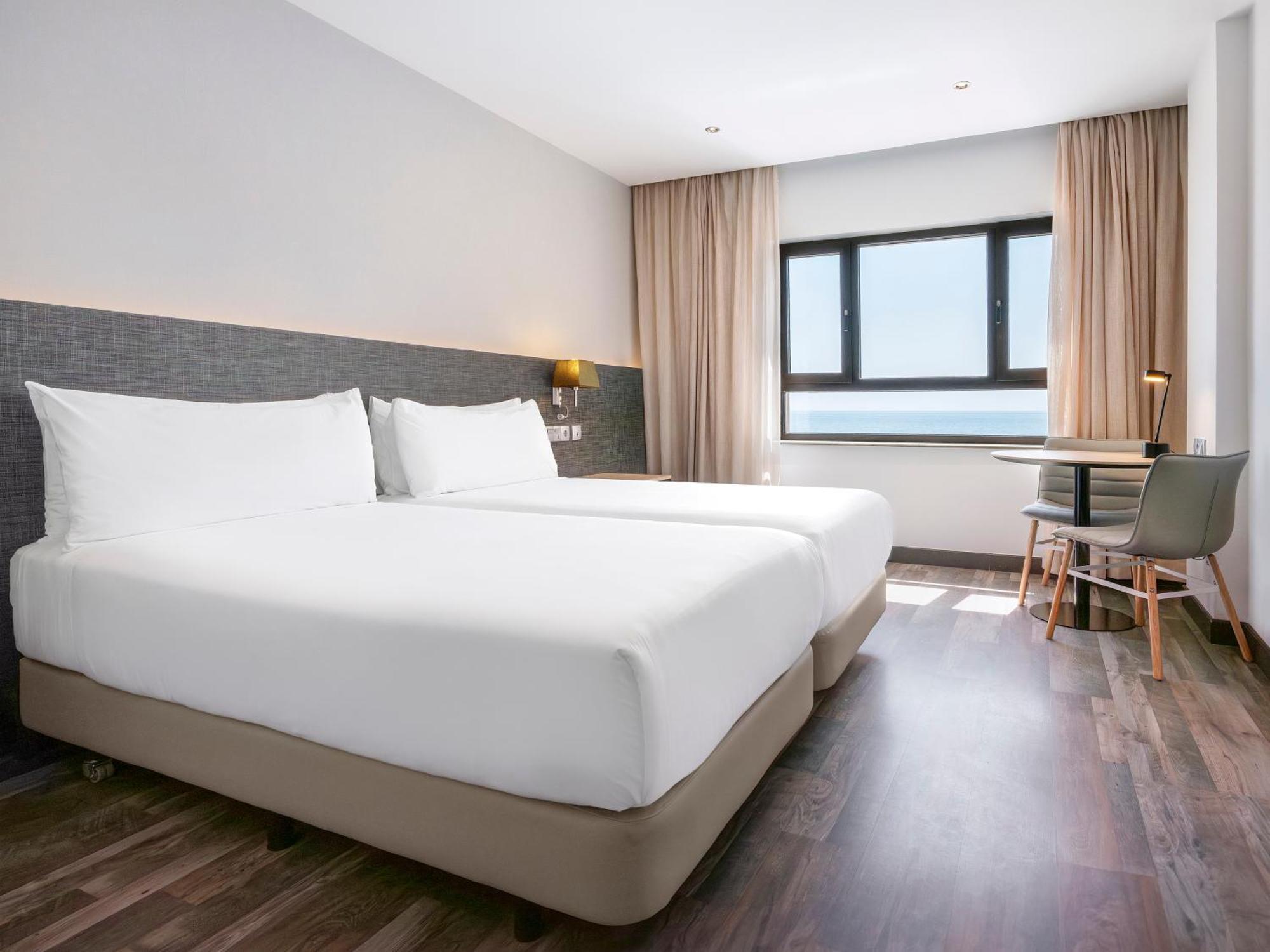 Hotel Cadiz Paseo Del Mar, Affiliated By Melia Extérieur photo