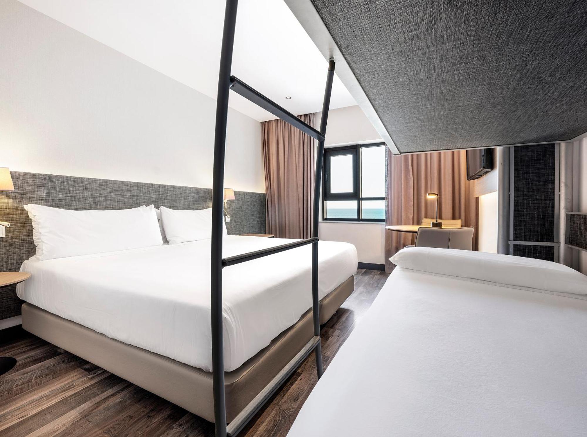 Hotel Cadiz Paseo Del Mar, Affiliated By Melia Extérieur photo